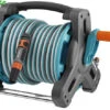 Gardena Slanghouder Classic+slang 10m Set 2 Gardena Slanghouder Classic+slang 10m Set -Tuinplanten Benodigdheden slanghouder classic slang 10m set 600x440 62072027942b9 l